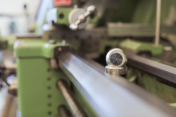 Kugel-Basis "Kontur" für Kanten