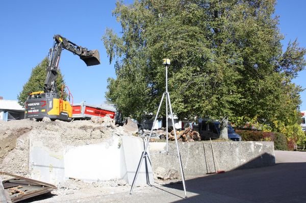 Schwerstativ Aluminium Teleskopstativ, 5/8", 212-452cm