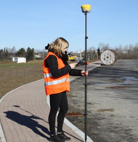 GNSS Stab Karbon PT-9, drei Segmente auf 2m